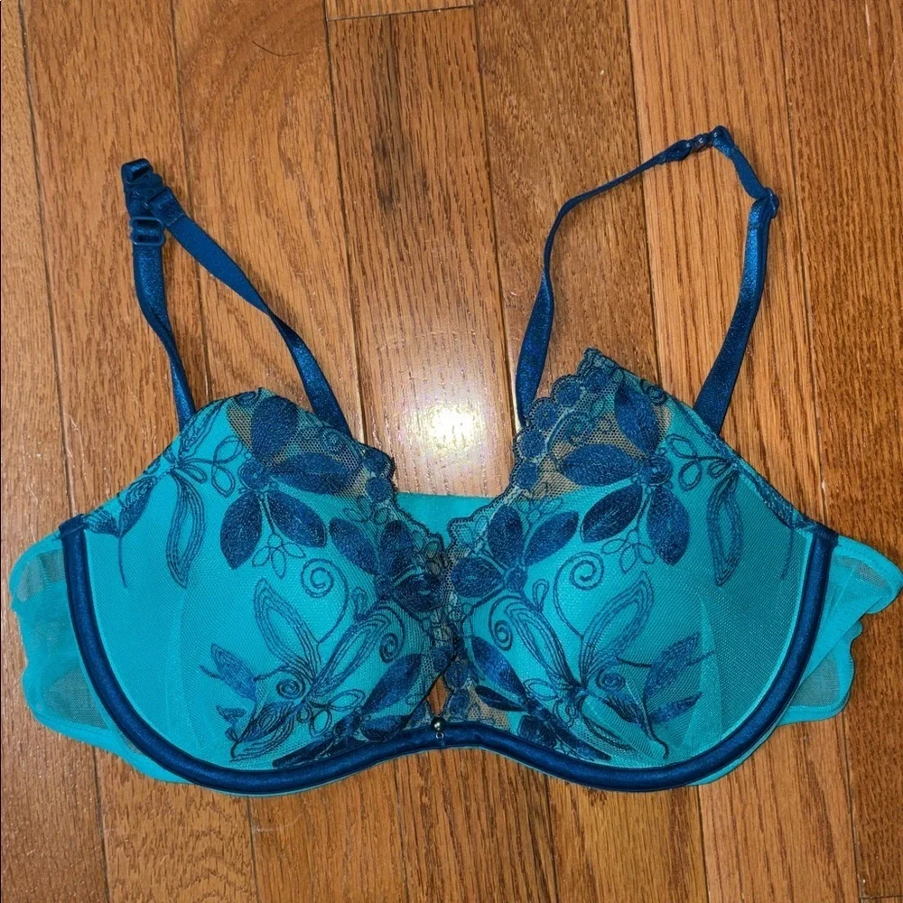 Victoria's Secret Very Sexy Plunge Teal Blue Lace Bra Size 36B Vintage